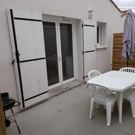 Ferienwohnung Le Logis De Suzac Les Mathes Exterior foto